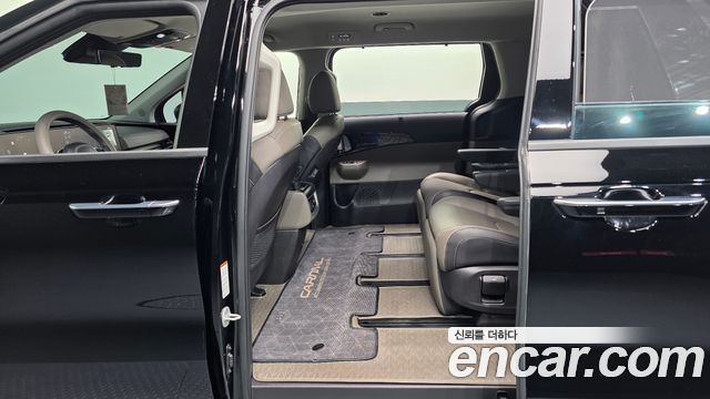 Kia Canival 2025 — photo 17