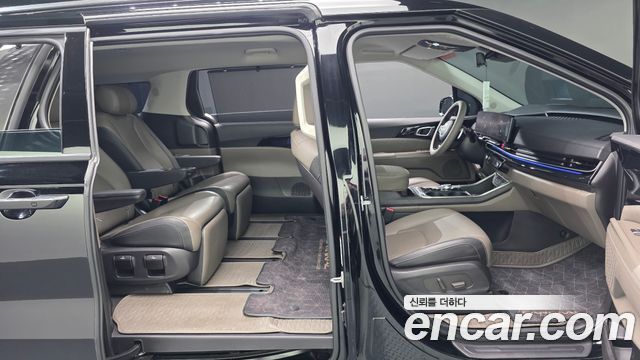 Kia Canival 2025 — photo 16