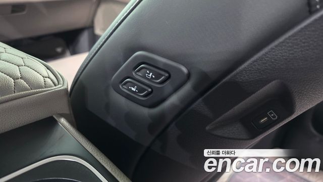 Kia Canival 2025 — photo 30
