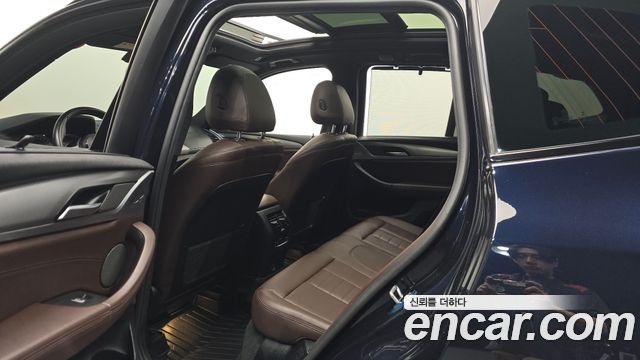 BMW X3 2019 — photo 17