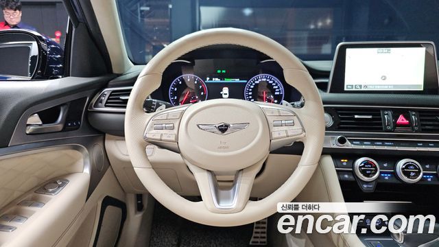 Genesis G70 2019 — photo 19