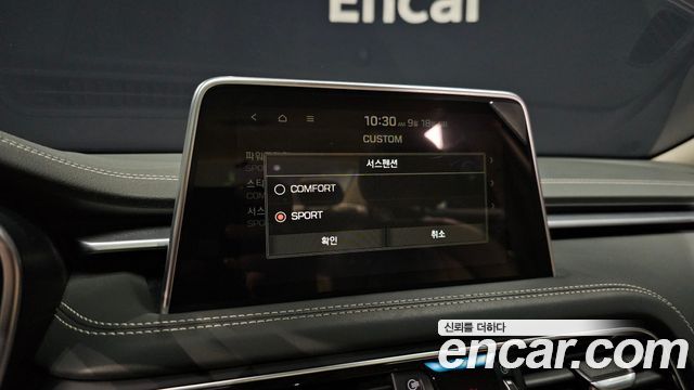Genesis G70 2019 — photo 21