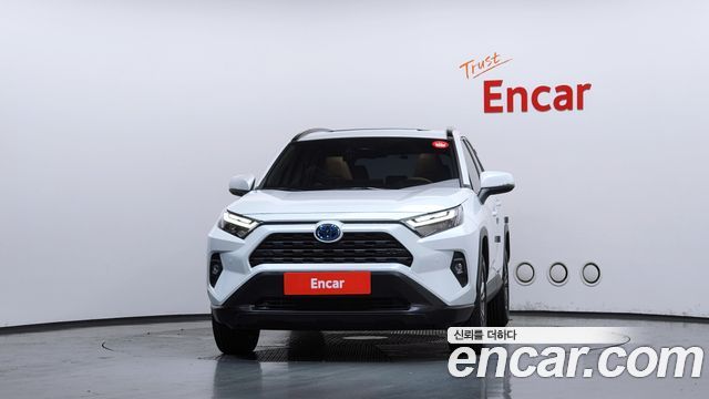 Toyota RAV4 2024 — photo 3
