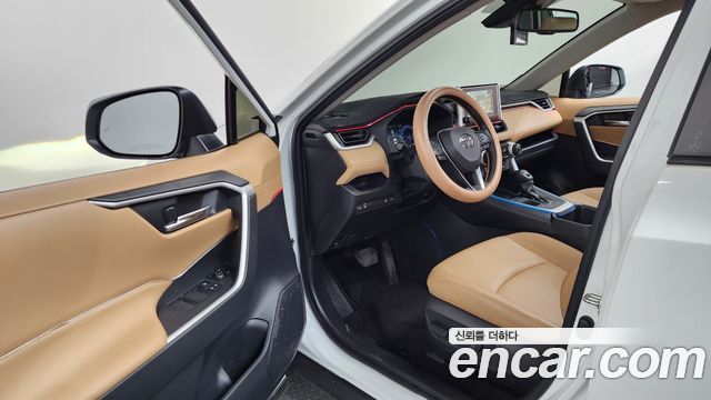Toyota RAV4 2024 — photo 13