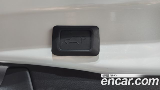 Toyota RAV4 2024 — photo 25