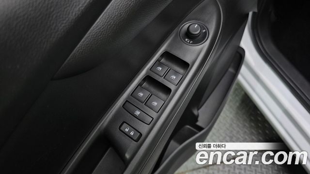 Chevrolet Korea Spark 2017 — photo 19