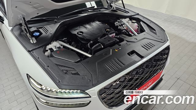 Genesis GV70 2025 — photo 6