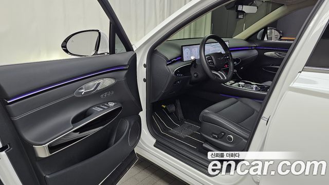 Genesis GV70 2025 — photo 13