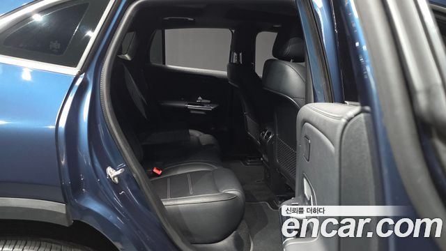 Mercedes-Benz EQA 2022 — photo 18