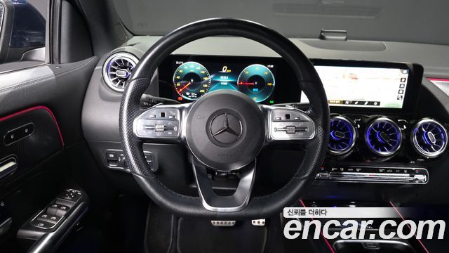 Mercedes-Benz EQA 2022 — photo 19