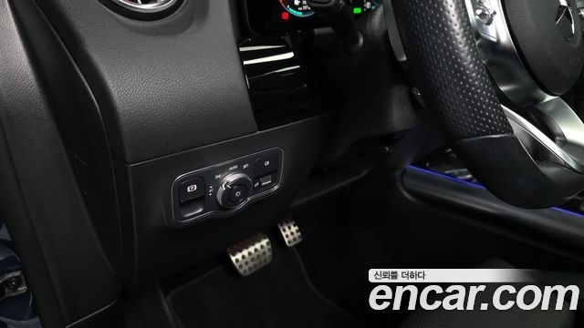 Mercedes-Benz EQA 2022 — photo 24