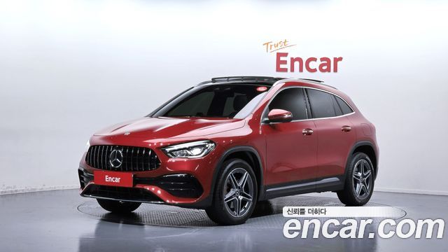 Mercedes-Benz GLA-Class 2022 — photo 1