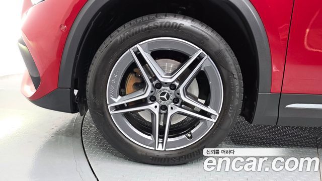 Mercedes-Benz GLA-Class 2022 — photo 5