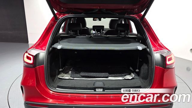 Mercedes-Benz GLA-Class 2022 — photo 31