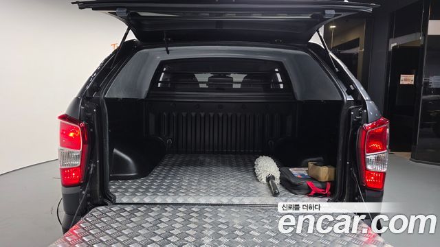 KG Mobility Rexton 2019 — photo 20
