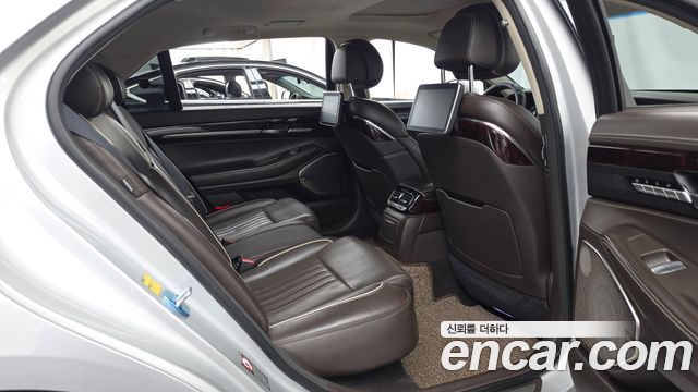 Genesis EQ900 2018 — photo 12