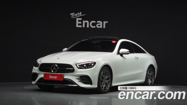 Mercedes-Benz E-Class 2022 — photo 1