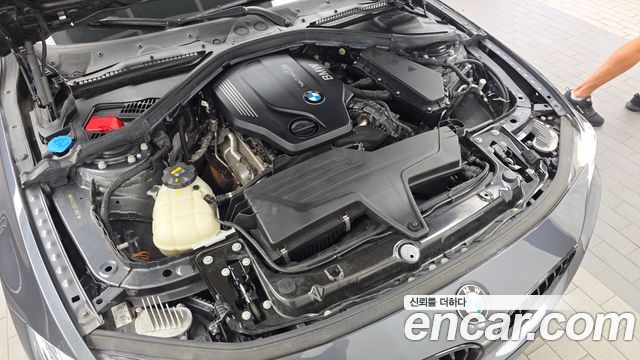 BMW 4-Series 2020 — photo 6