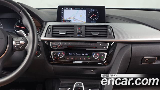 BMW 4-Series 2020 — photo 20