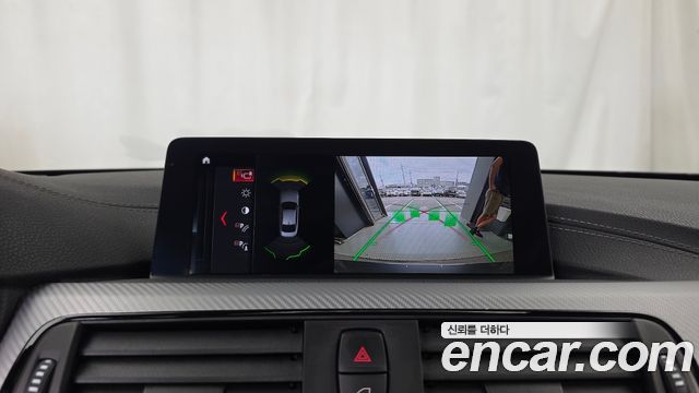 BMW 4-Series 2020 — photo 21