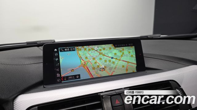 BMW 3-Series 2018 — photo 15