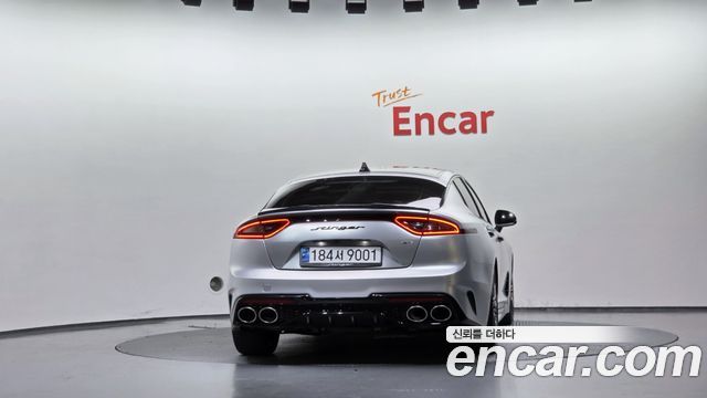 Kia Stinger 2018 — photo 4