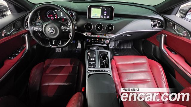 Kia Stinger 2018 — photo 10