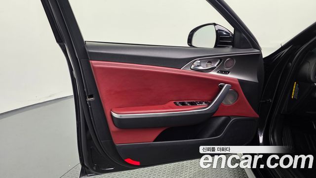 Kia Stinger 2018 — photo 14