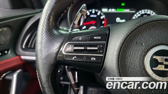 Kia Stinger 2018 — photo 31