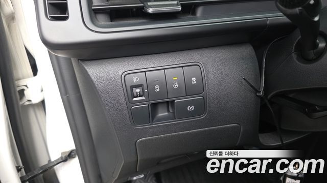 Hyundai Staria 2023 — photo 24