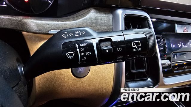 Kia Sorento 2023 — photo 24
