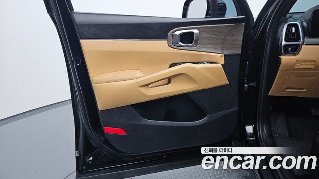 Kia Sorento 2023 — photo 14