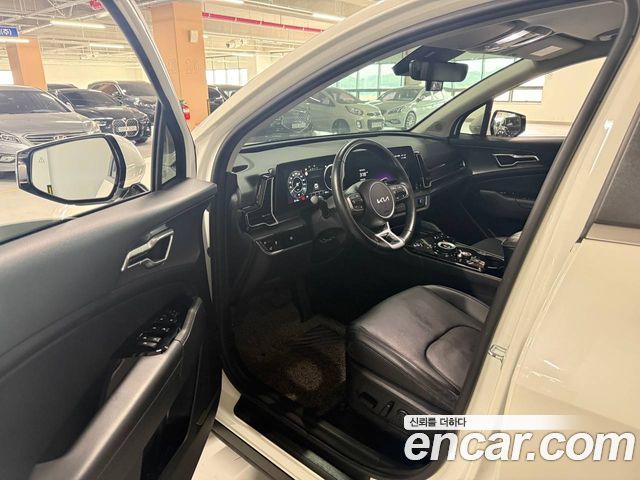 Kia Sportage 2022 — photo 10