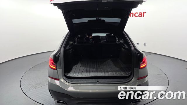 BMW Gran Turismo 2021 — photo 20