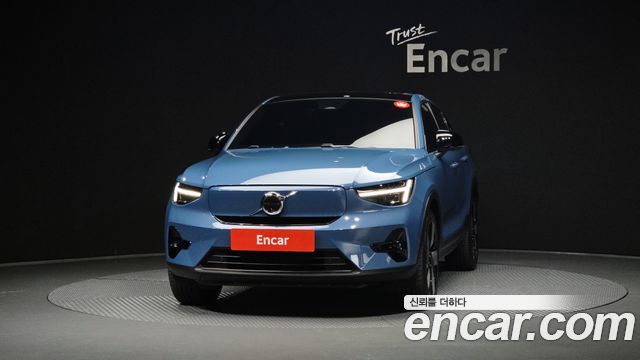 Volvo C40 2024 — photo 3