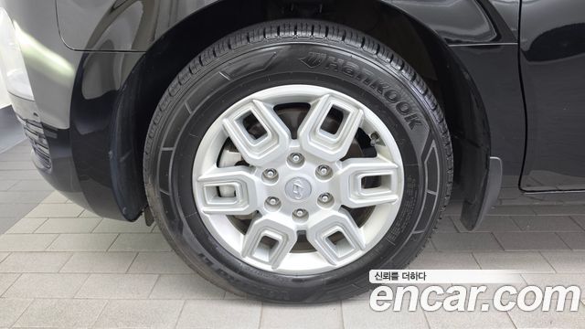 Hyundai Staria 2023 — photo 5