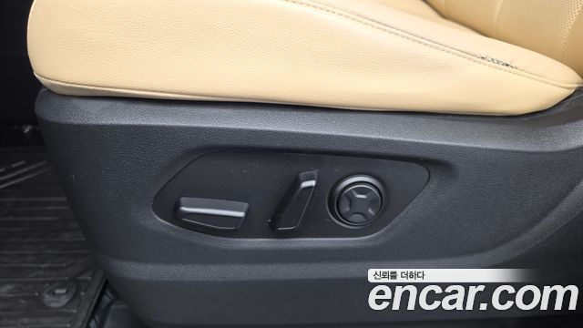 Hyundai Staria 2023 — photo 31