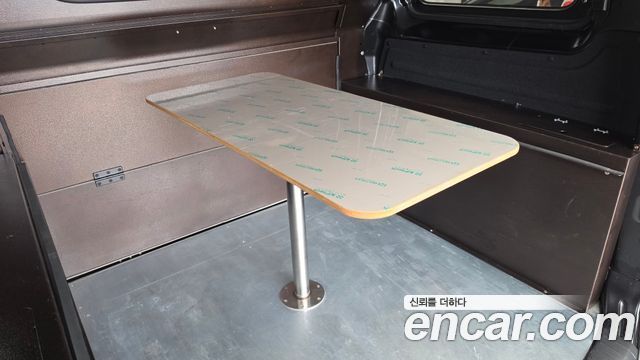 Hyundai Staria 2023 — photo 35