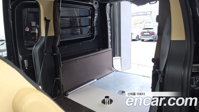 Hyundai Staria 2023 — photo 36
