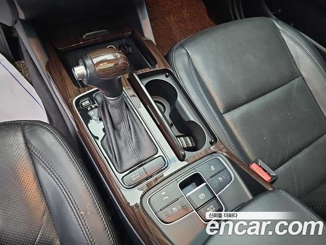 Kia K7 2016 — photo 8