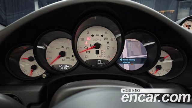 Porsche 911 2018 — photo 11