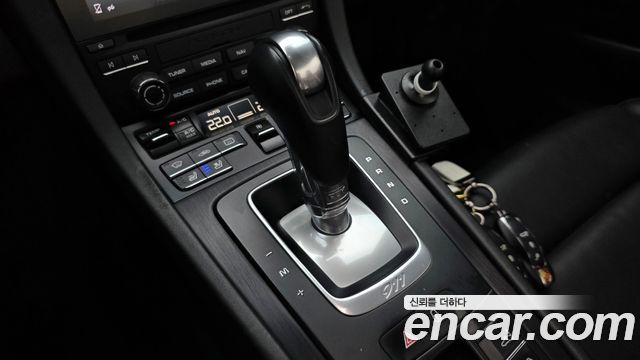 Porsche 911 2018 — photo 12