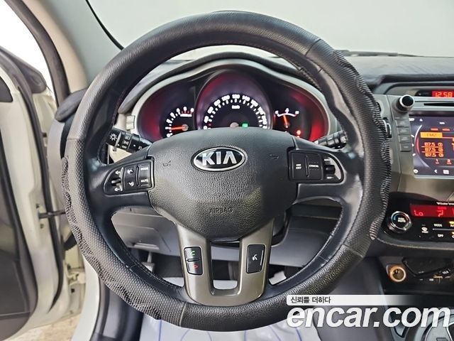Kia Sportage 2014 — photo 9