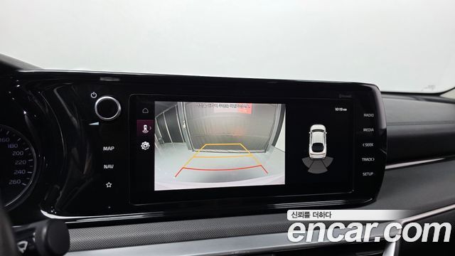Kia K5 2022 — photo 17