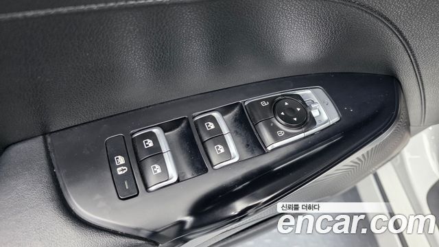 Kia K5 2022 — photo 19