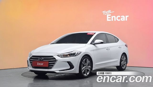 Hyundai AVANTE 2018 — photo 1