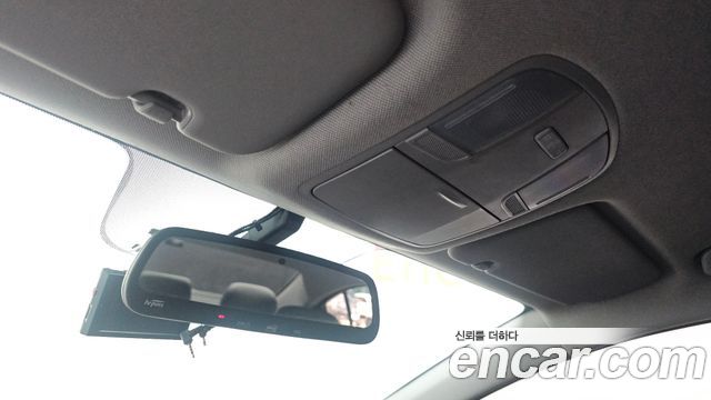 Hyundai AVANTE 2018 — photo 30