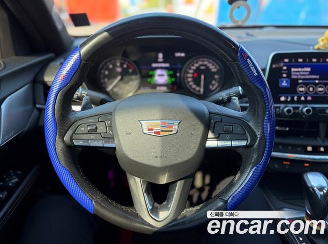 Cadillac CT4 2020 — photo 12
