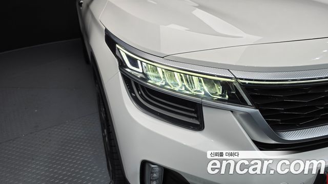 Kia Seltos 2020 — photo 8