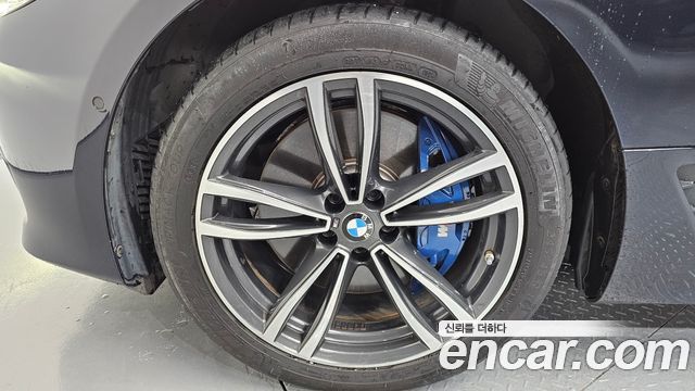 BMW Gran Turismo 2021 — photo 5